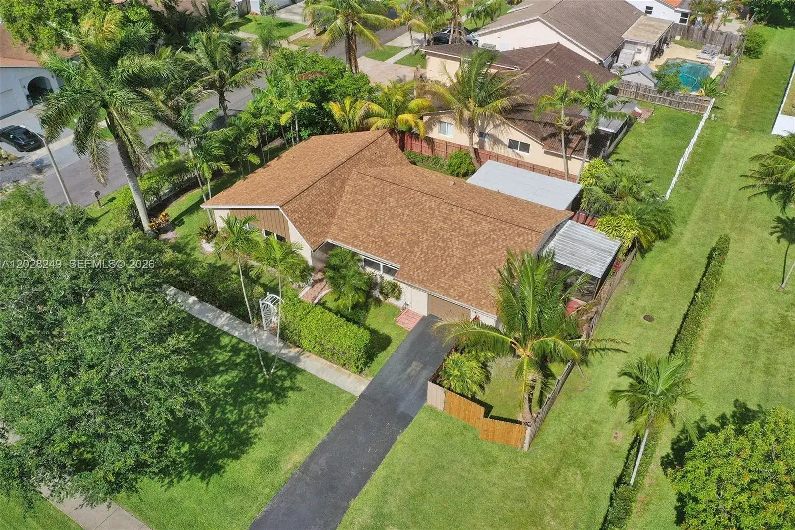 3 bedroom 2 bath Residential for sale at 417 SE 4th St, Dania Beach FL 33004