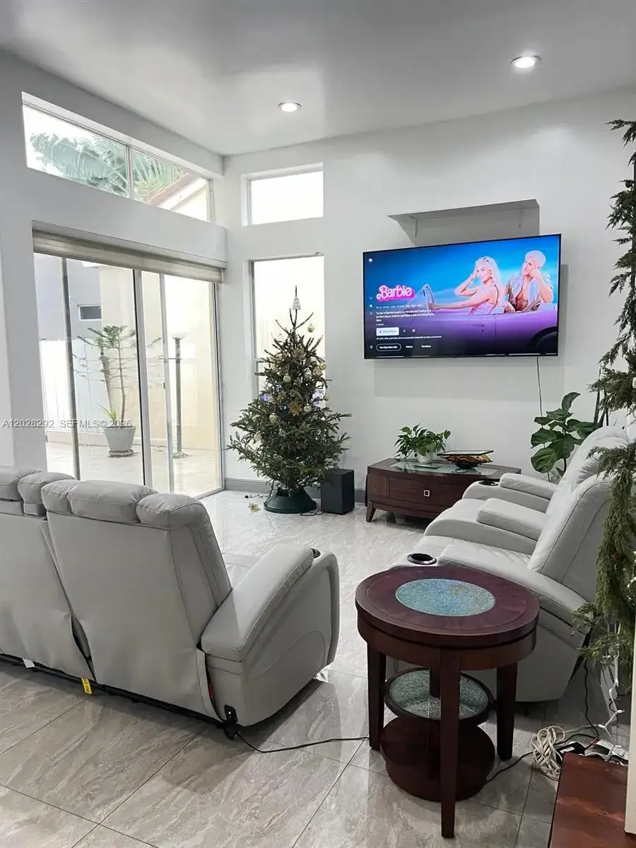 4 bedroom 2 bath Residential Lease for rent at 1120 Papaya St, Hollywood FL 33019