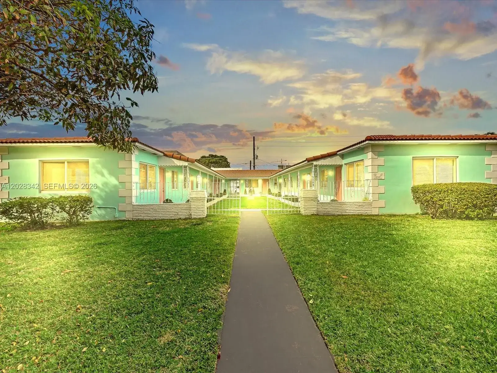 1 bedroom 1 bath Residential Lease for rent at 1839 Funston St # 4, Hollywood FL 33020