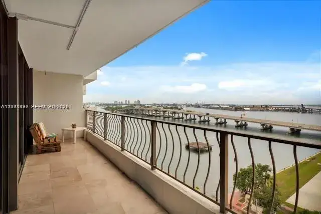 1 bedroom 1 bath Residential for sale at 555 NE 15th St # 16H, Miami FL 33132