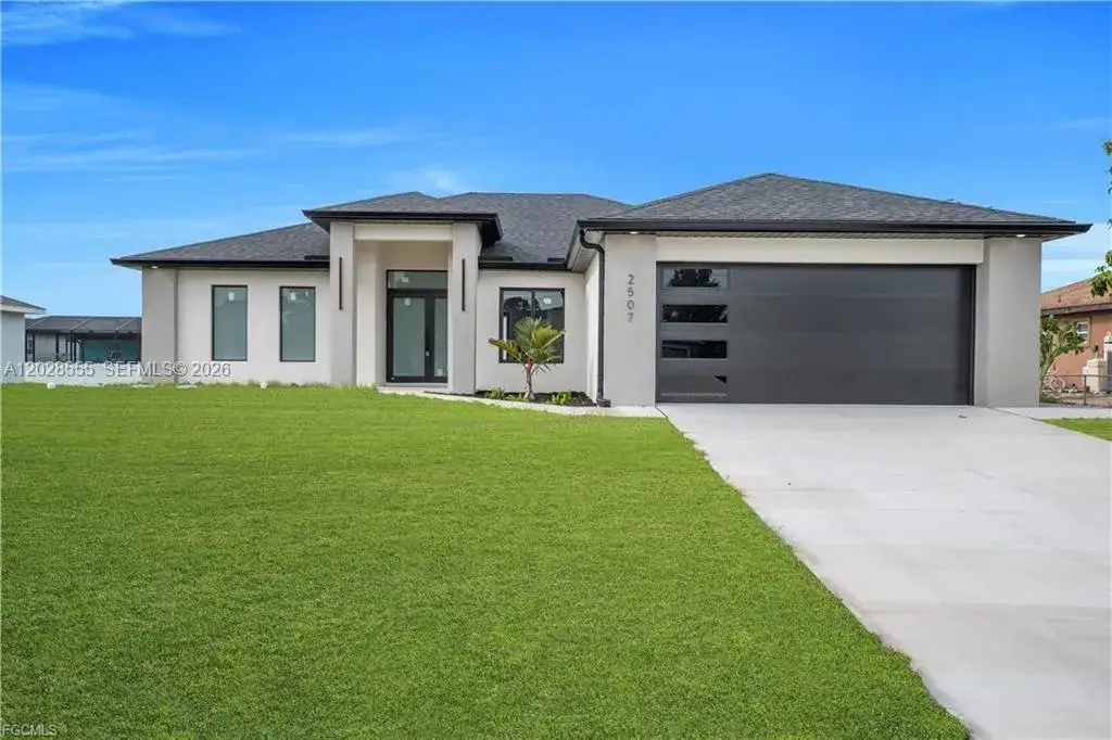 3 bedroom 2 bath Residential for sale at 2507 39th ST SW, Lehigh Acres FL 33976