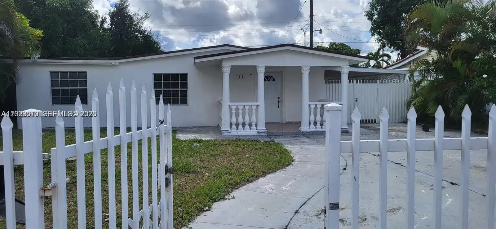 5 bedroom 2 bath Residential for sale at 712 Hialeah Dr, Hialeah FL 33010