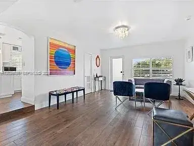 2 bedroom 1 bath Residential Lease for rent at 516 SW 12th St, Fort Lauderdale FL 33315