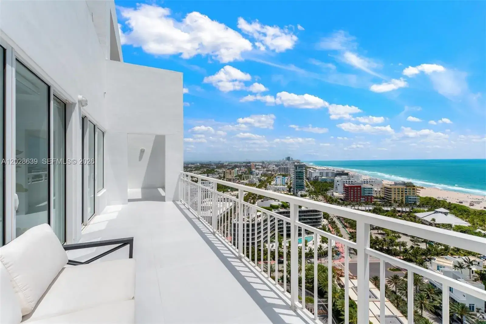2 bedroom 2 bath Residential for sale at 400 S Pointe Dr, Miami Beach FL 33139