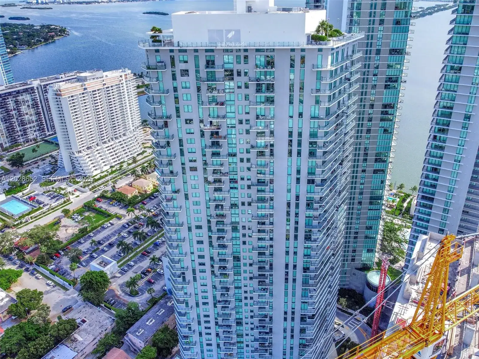 1 bedroom 1 bath Residential Lease for rent at 501 NE 31st St # 1002, Miami FL 33137