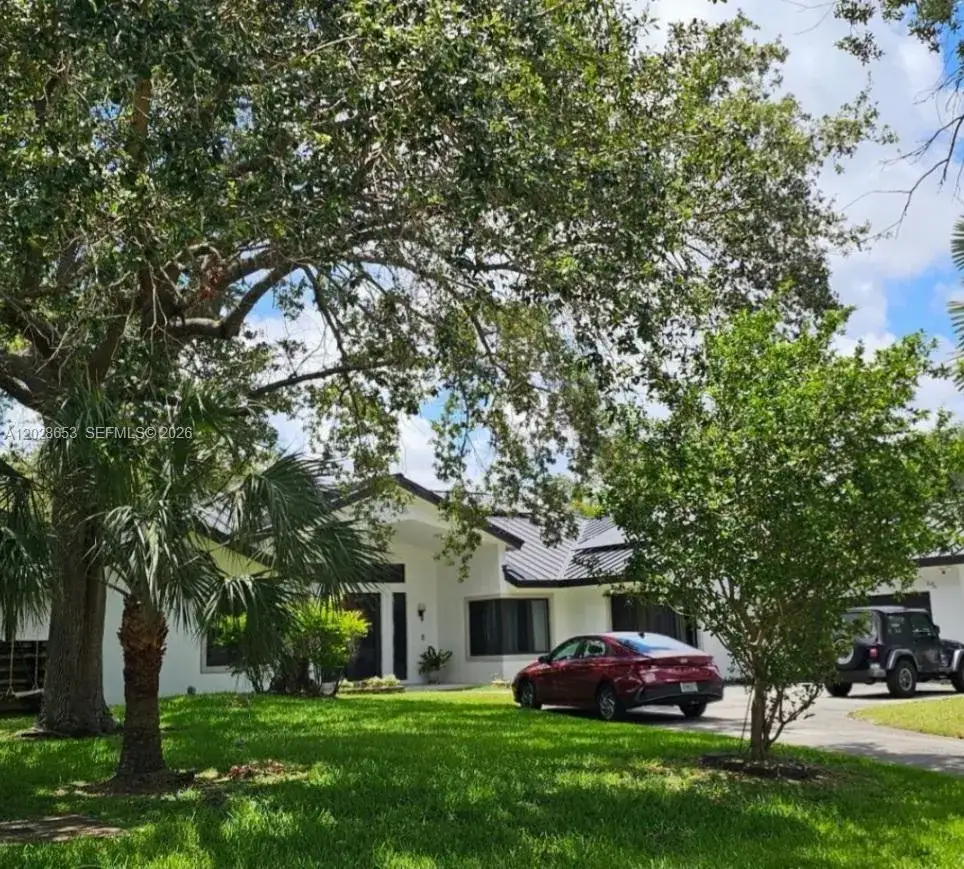 5 bedroom 5 bath Residential for sale at 13324 SW 106th Ave, Miami FL 33176