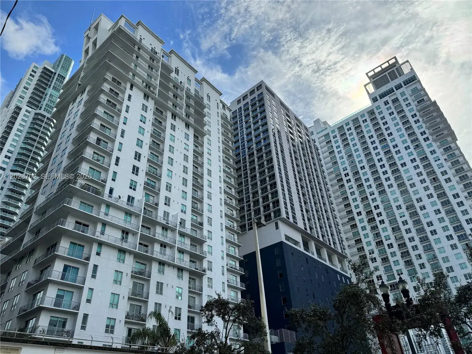 1 bedroom 1 bath Residential Lease for rent at 234 NE 3rd St # 1208, Miami FL 33132