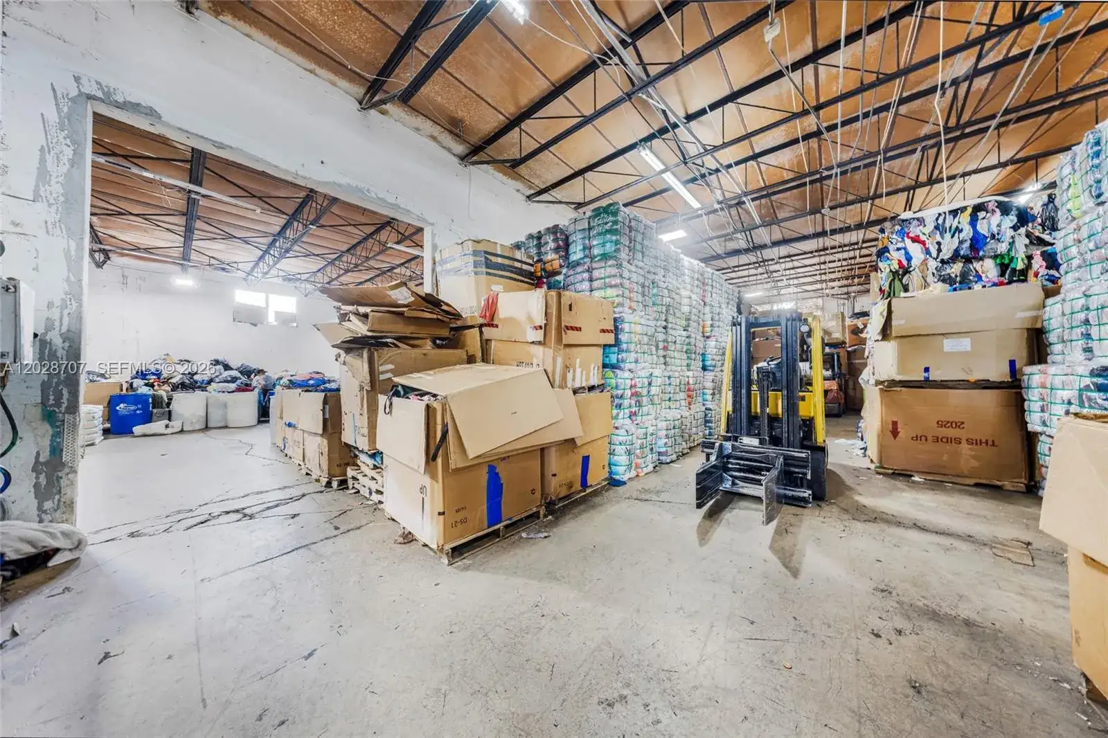 Commercial Sale for sale at 1085 E 27th St, Hialeah FL 33013