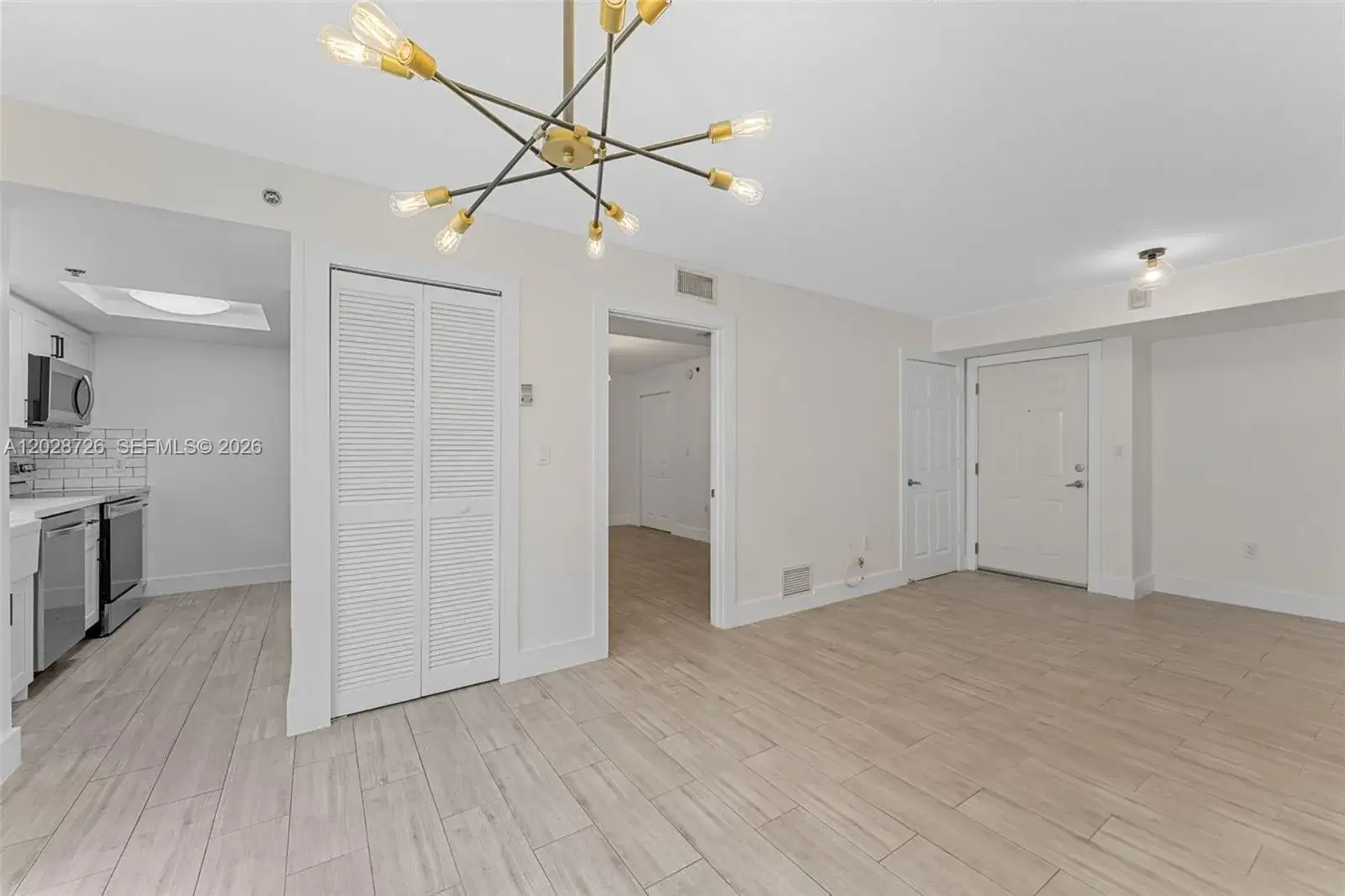 2 bedroom 2 bath Residential Lease for rent at 2415 NW 16th St Rd # 306, Miami FL 33125