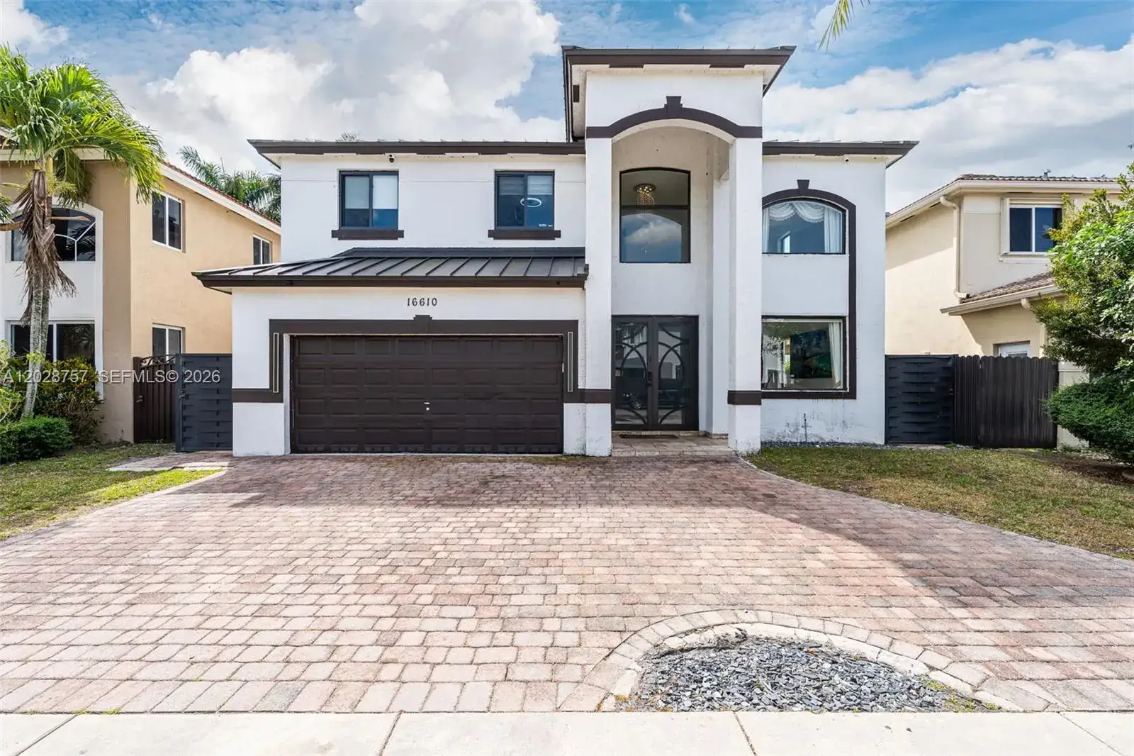 3 bedroom 3 bath Residential Lease for rent at 16610 SW 57th Ln, Miami FL 33193
