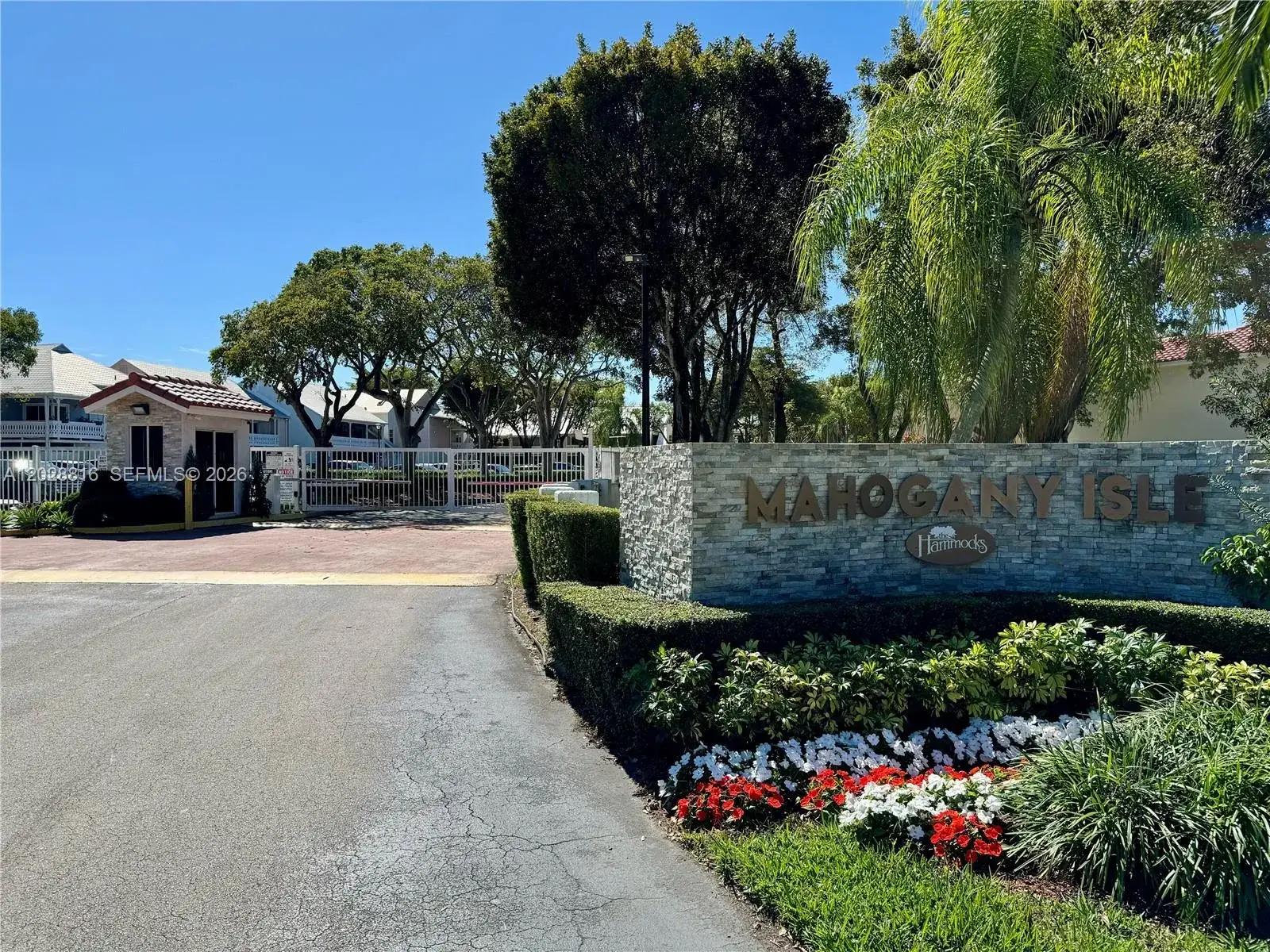 2 bedroom 2 bath Residential Lease for rent at 10441 Mahogany Key Cir # 106, Miami FL 33196