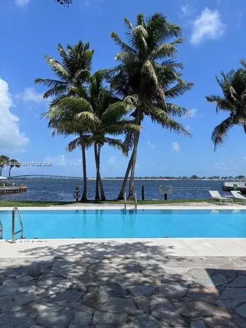 2 bedroom 2 bath Residential for sale at 2025 Brickell Ave # 1903, Miami FL 33129