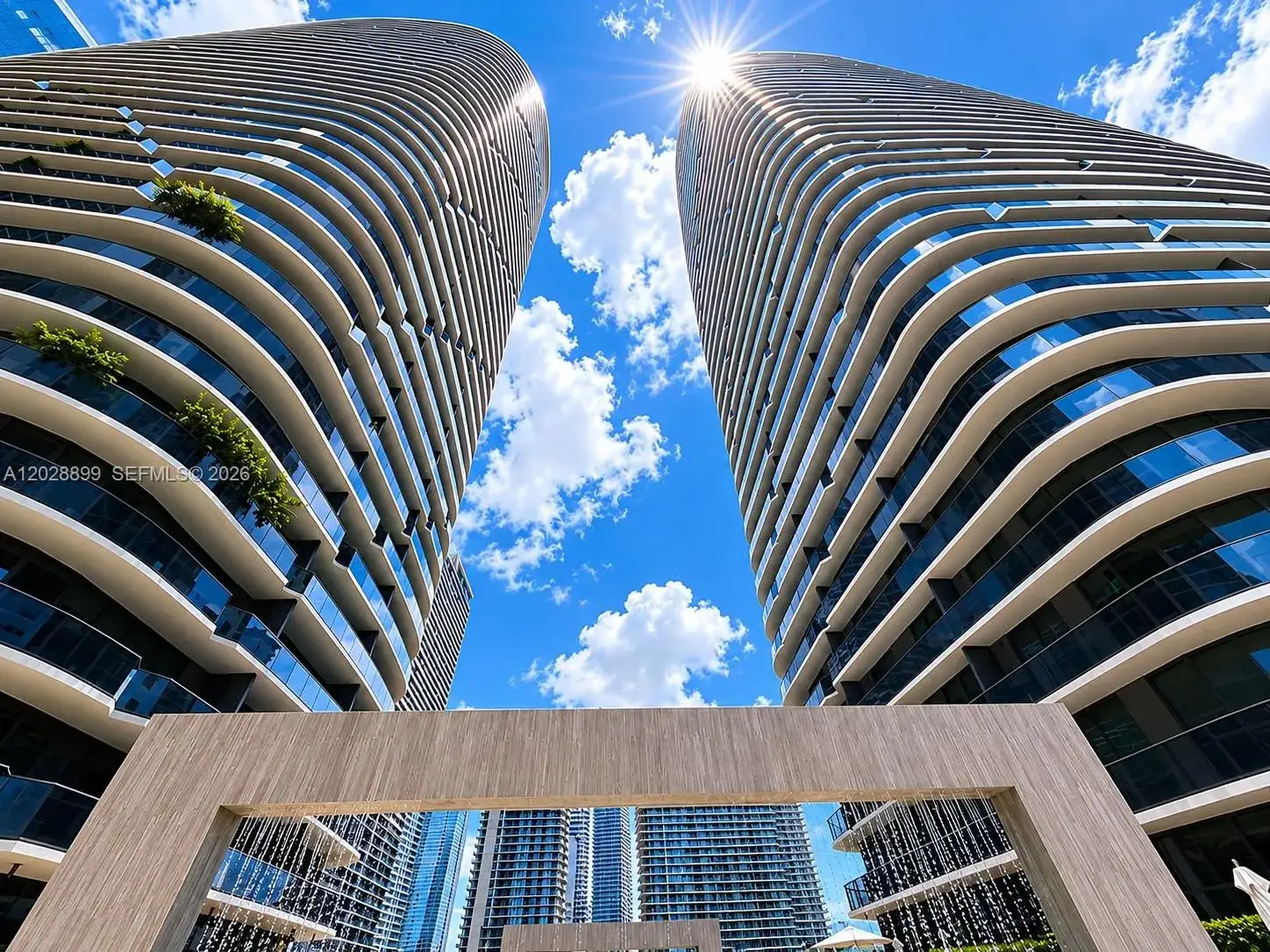 2 bedroom 2 bath Residential for sale at 45 SW 9th St # 1506, Miami FL 33130