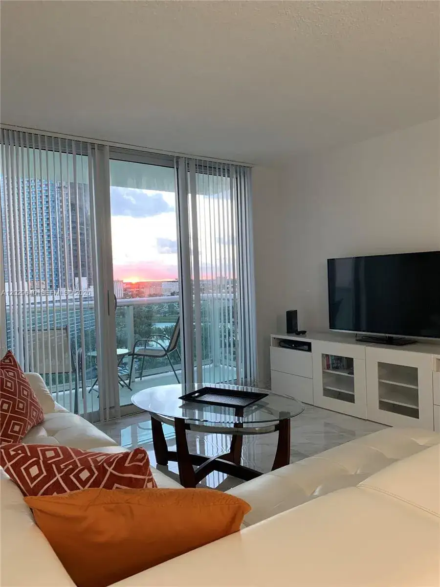 2 bedroom 2 bath Residential for sale at 3901 S Ocean Dr # 12V, Hollywood FL 33019