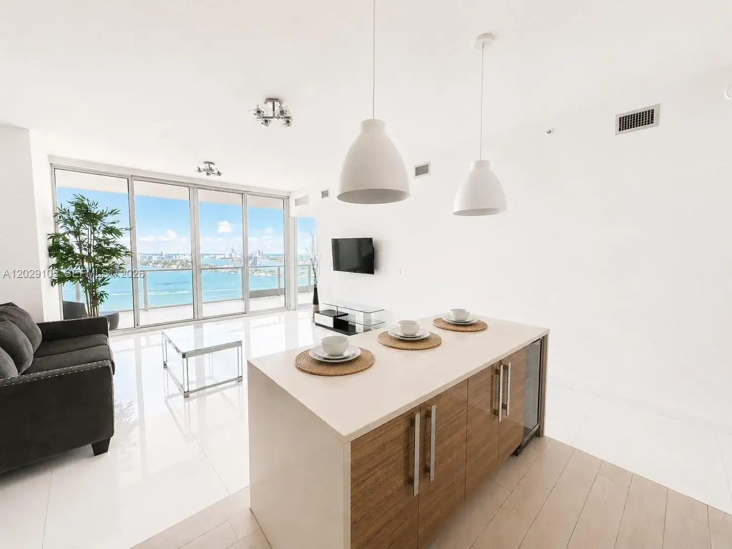 2 bedroom 2 bath Residential for sale at 2020 N Bayshore Dr # 2909, Miami FL 33137
