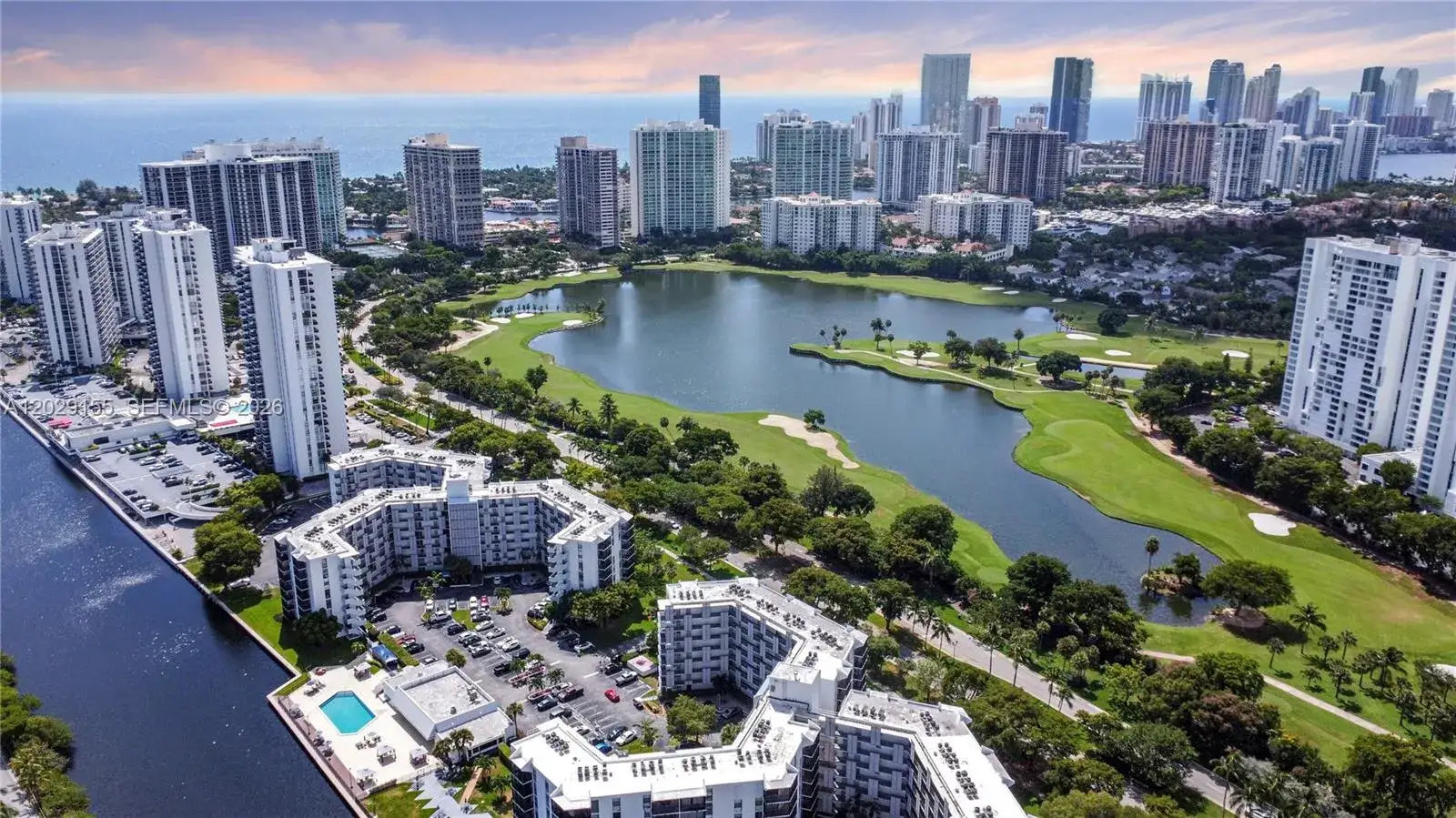 1 bedroom 1 bath Residential for sale at 3475 N Country Club Dr # 503, Aventura FL 33180