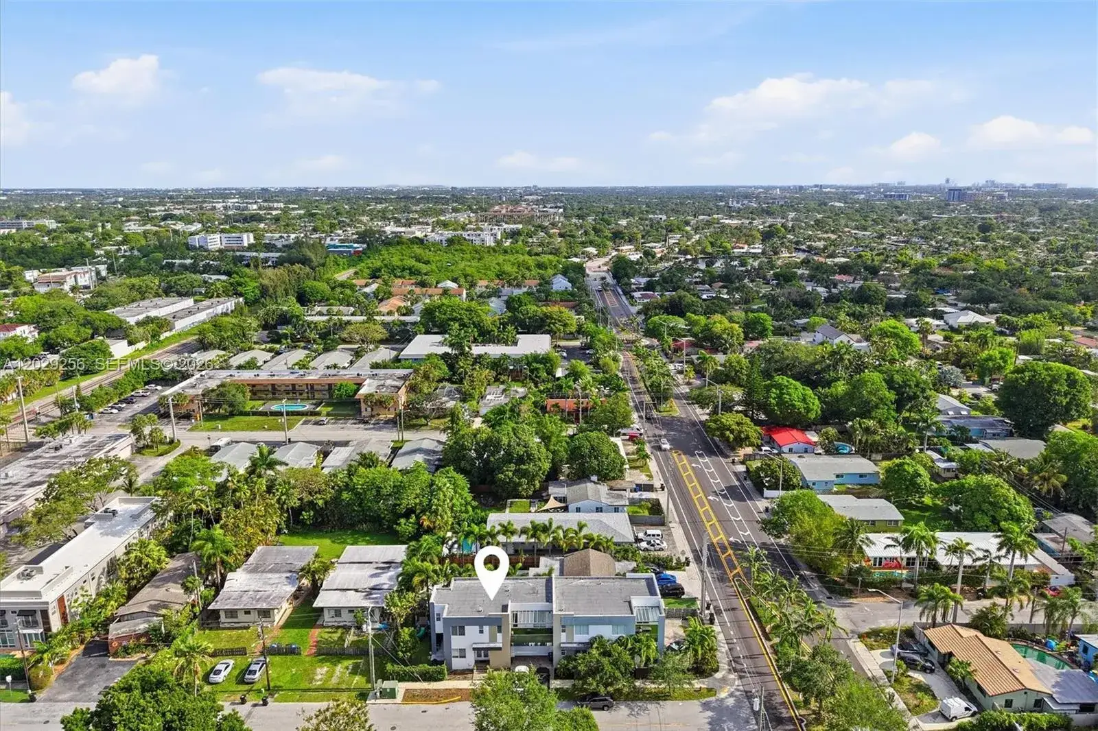 4 bedroom 3 bath Residential for sale at 1417 NE 17th St, Fort Lauderdale FL 33305