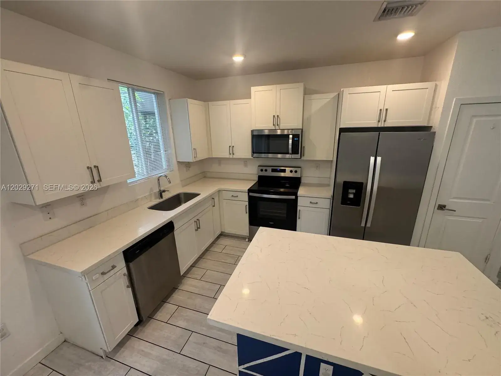 4 bedroom 3 bath Residential Lease for rent at 1048 SE 23rd Ter, Homestead FL 33035