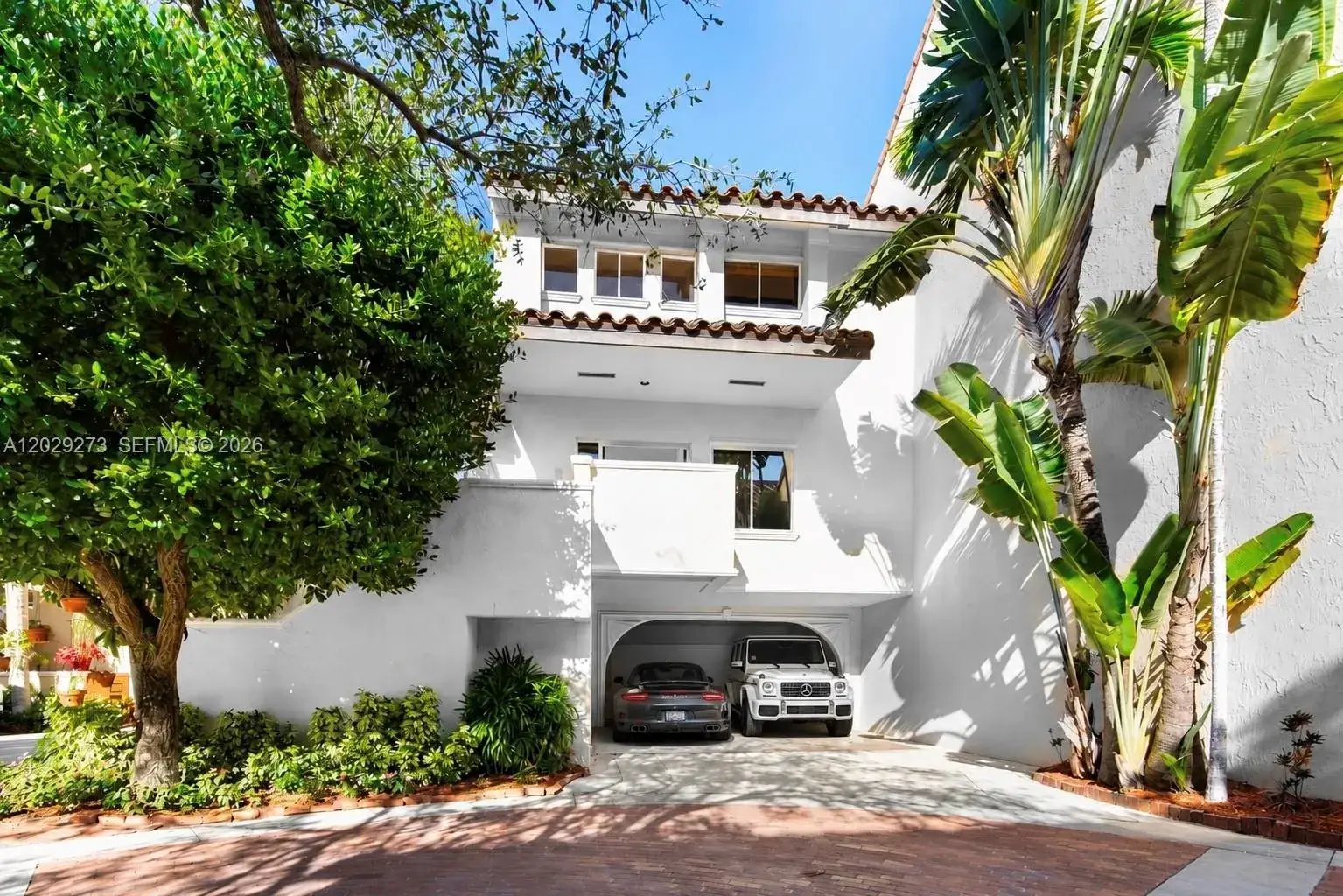 6 bedroom 4 bath Residential Lease for rent at 2000 S Bayshore Dr # 58, Miami FL 33133