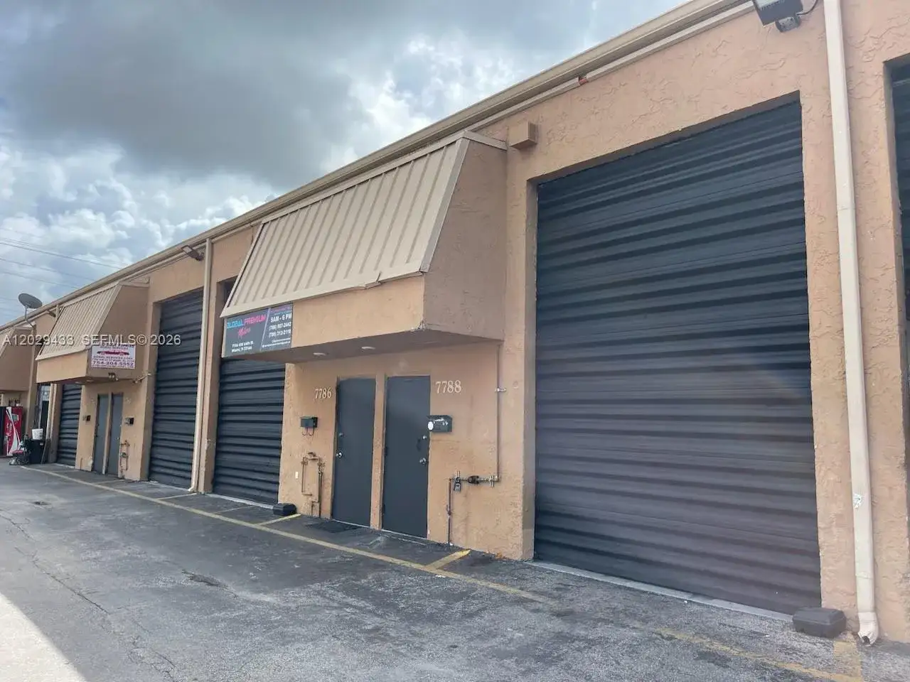 Commercial Sale for sale at 7758 NW 64th St, Miami FL 33166