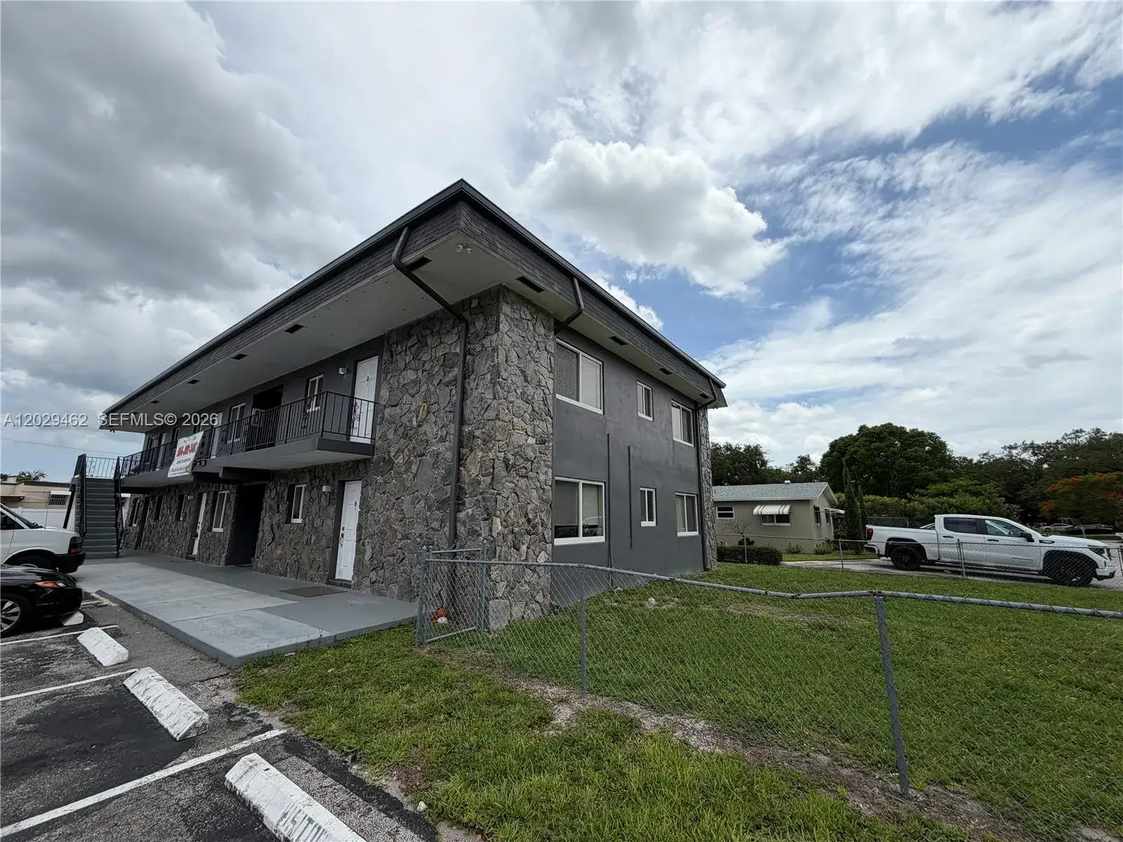 4850 SW 26th Ave # 4, Dania Beach FL 33312