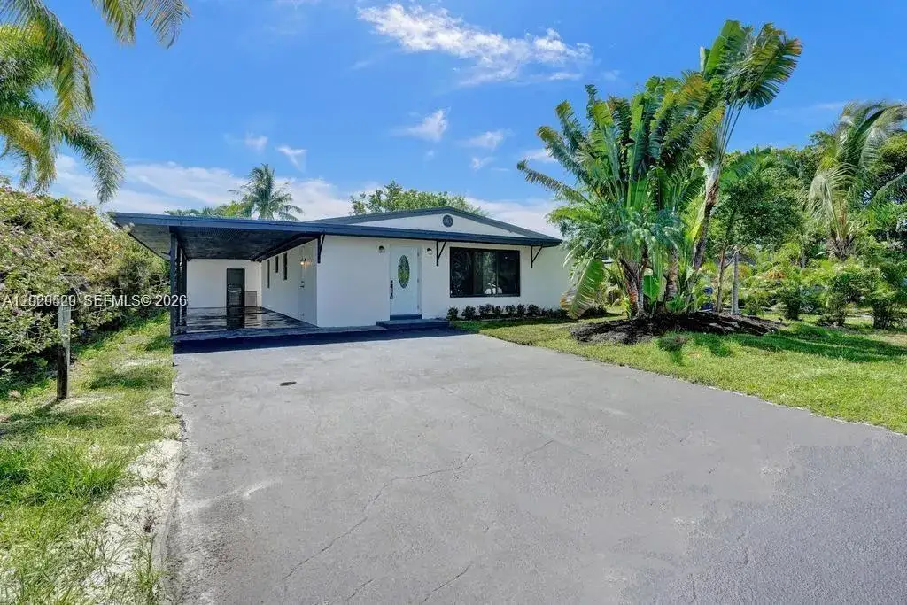 4 bedroom 2 bath Residential for sale at 1628 NE 7th Ave, Fort Lauderdale FL 33305