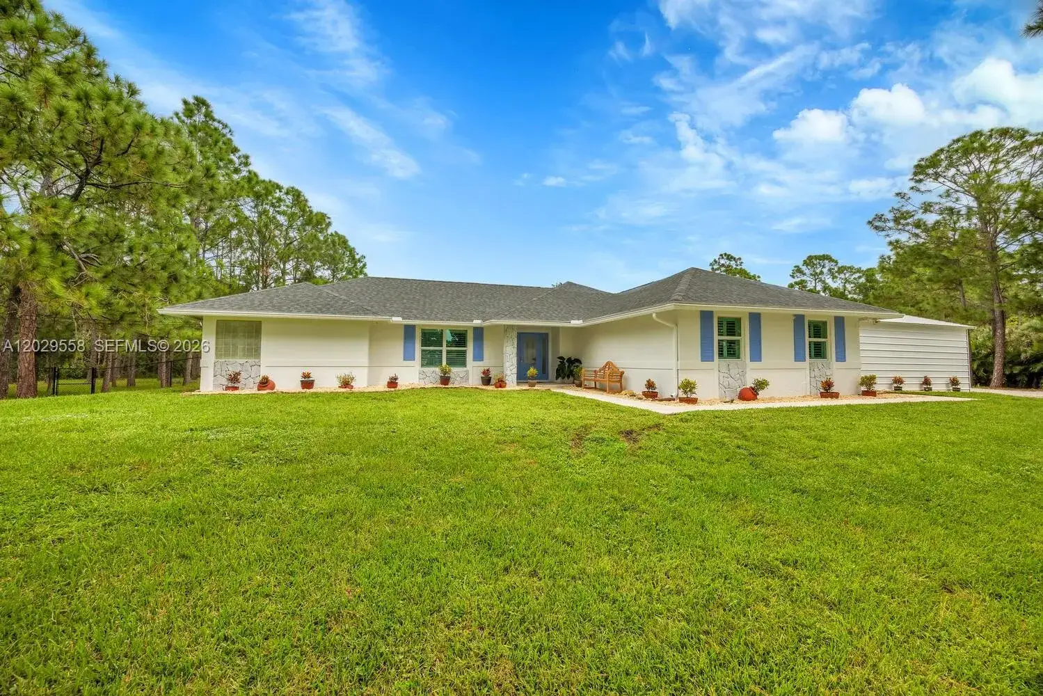 4 bedroom 2 bath Residential for sale at 17107 N 84th Ct N, Loxahatchee FL 33470