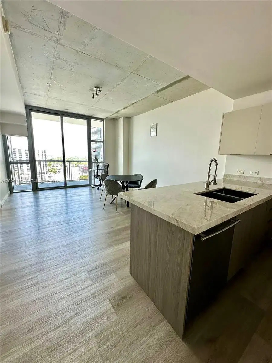 1 bedroom 1 bath Residential for sale at 3301 NE 1st Ave # H1811, Miami FL 33137
