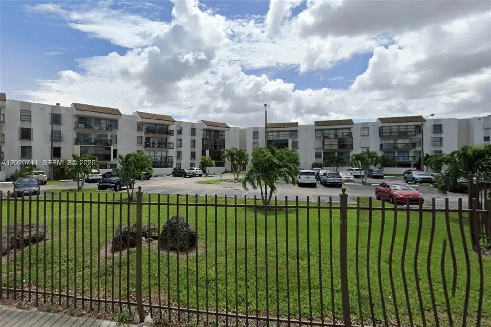 2 bedroom 2 bath Residential for sale at 1300 SW 122nd Ave # 2, Miami FL 33184