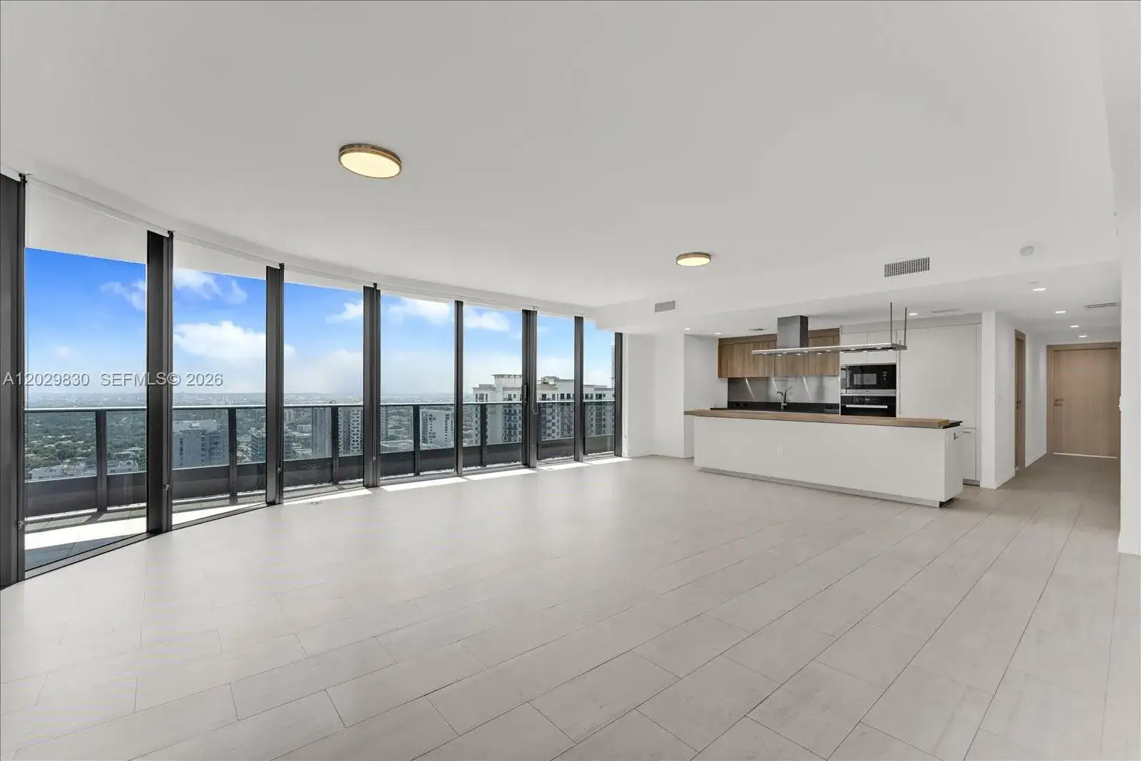 3 bedroom 3 bath Residential Lease for rent at 1000 Brickell Plaza # 3602, Miami FL 33131