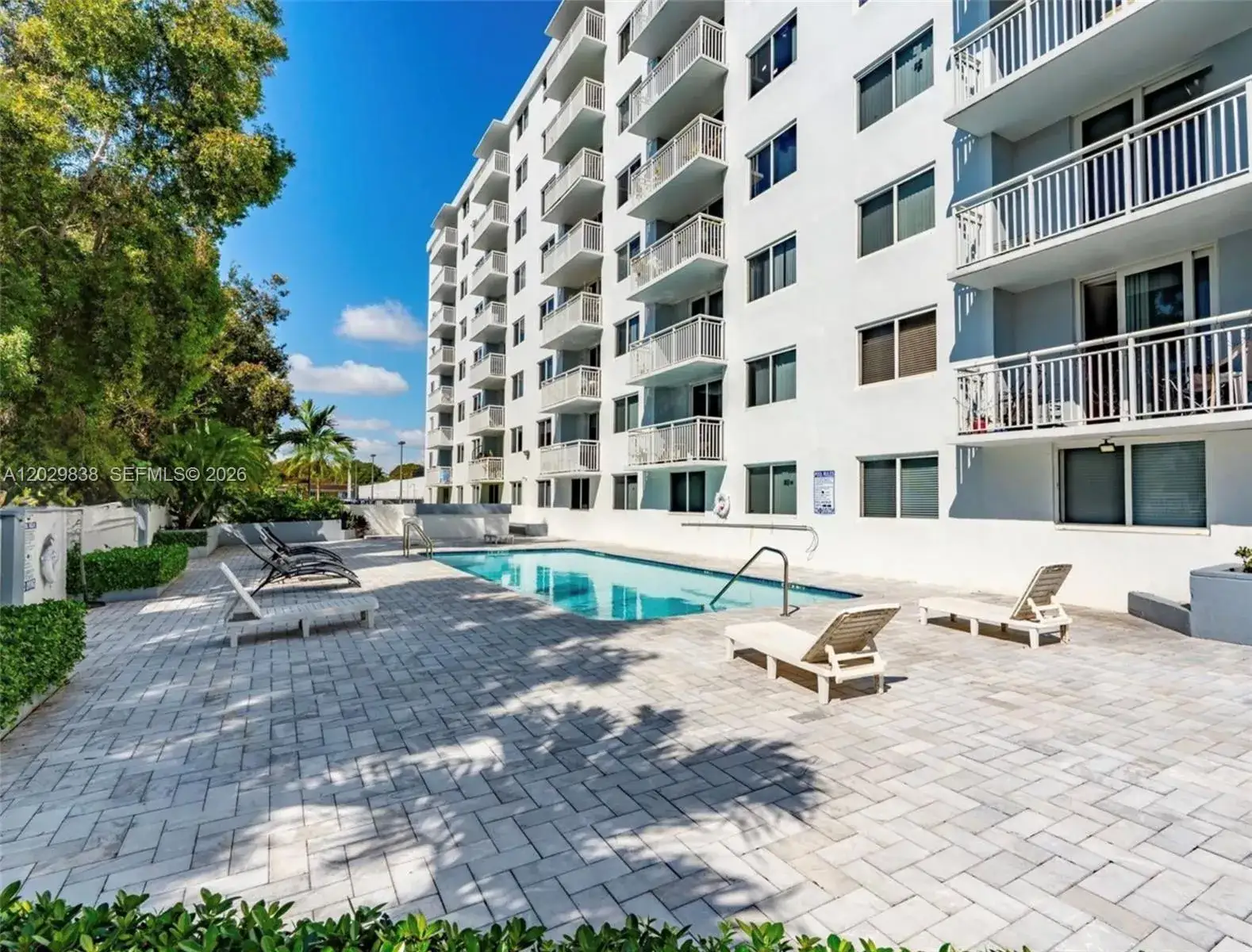 1 bedroom 1 bath Residential for sale at 1251 NE 108th St # 617, Miami FL 33161