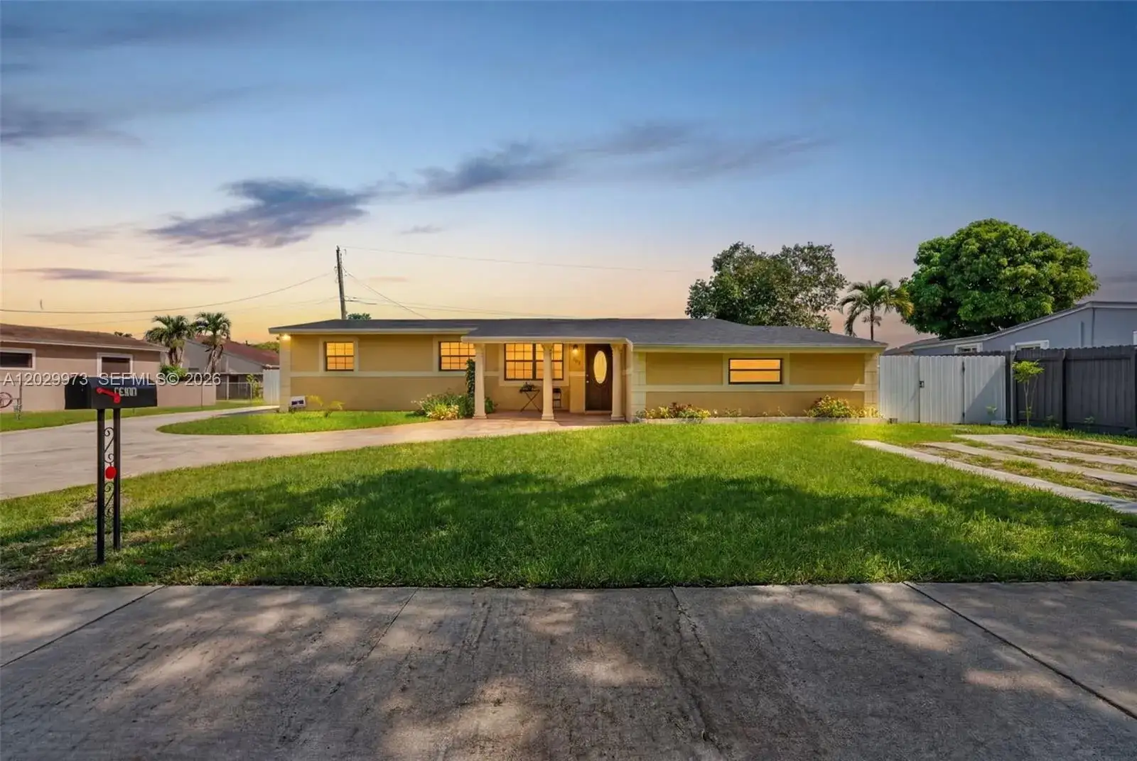 1 bedroom 1 bath Residential Lease for rent at 18930 NW 44th Ct # A, Miami Gardens FL 33055