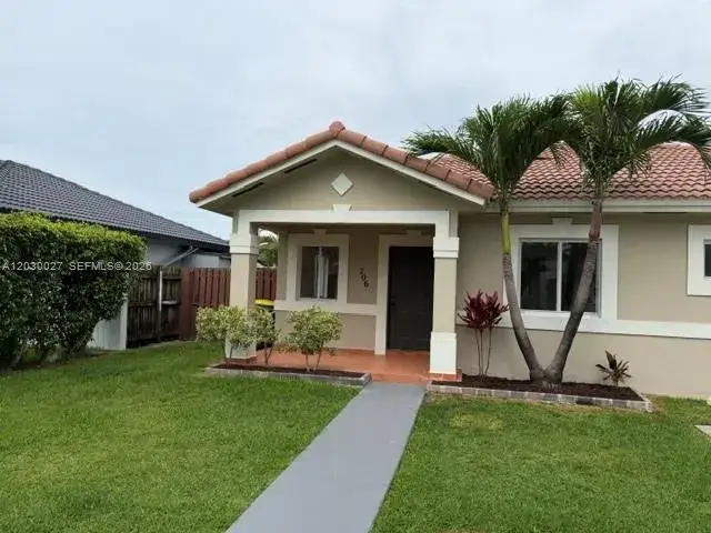 4 bedroom 2 bath Residential Lease for rent at 706 SE 14th Ave, Homestead FL 33033