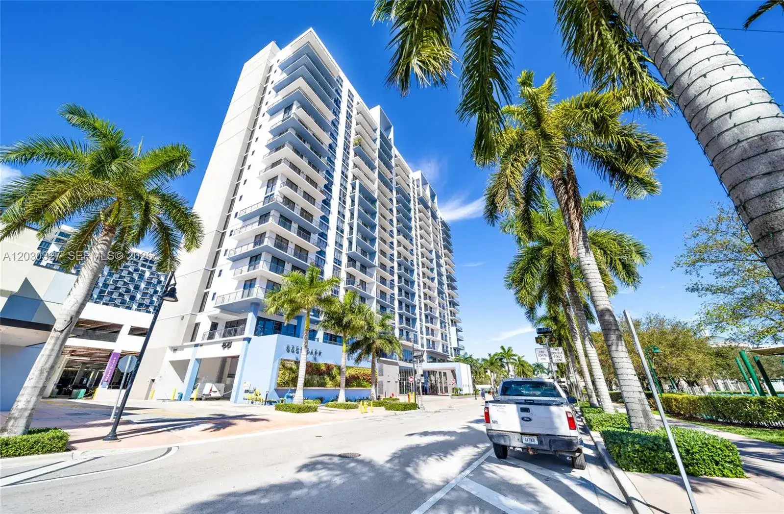 1 bedroom 1 bath Residential Lease for rent at 5350 NW 84th Ave # 903, Doral FL 33166