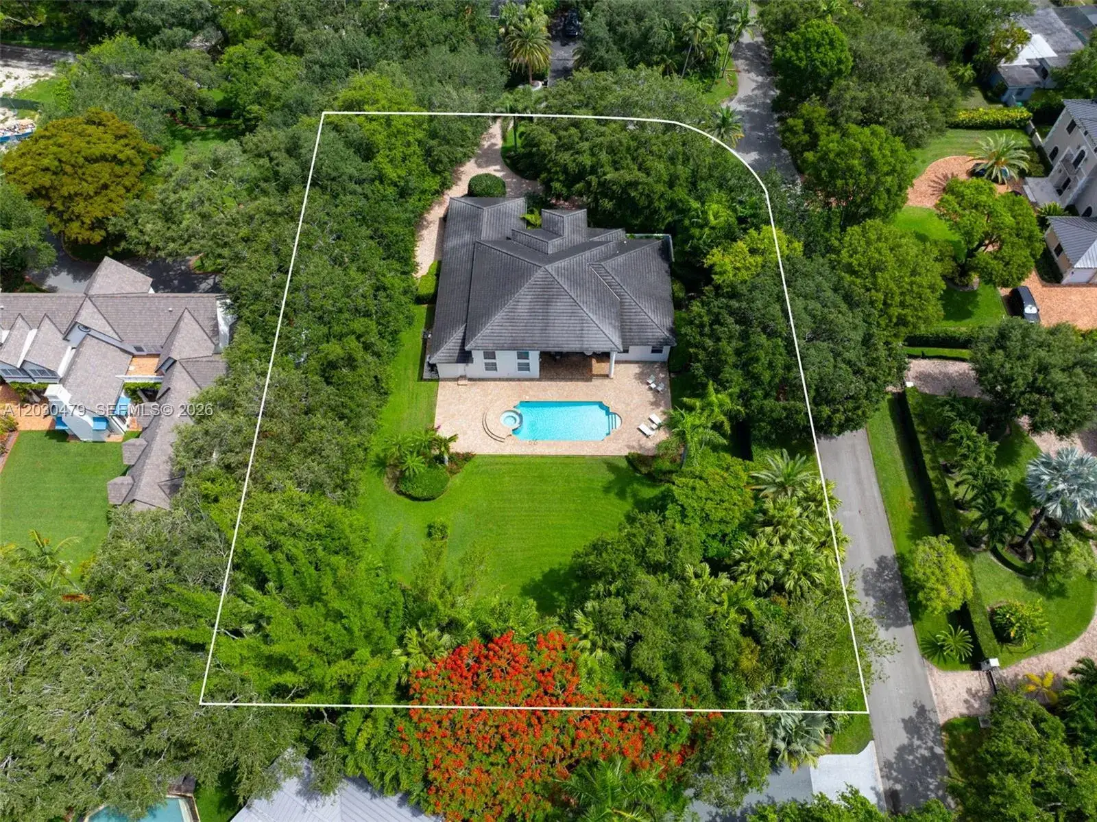 5 bedroom 4 bath Residential for sale at 6020 W Suburban Dr, Pinecrest FL 33156