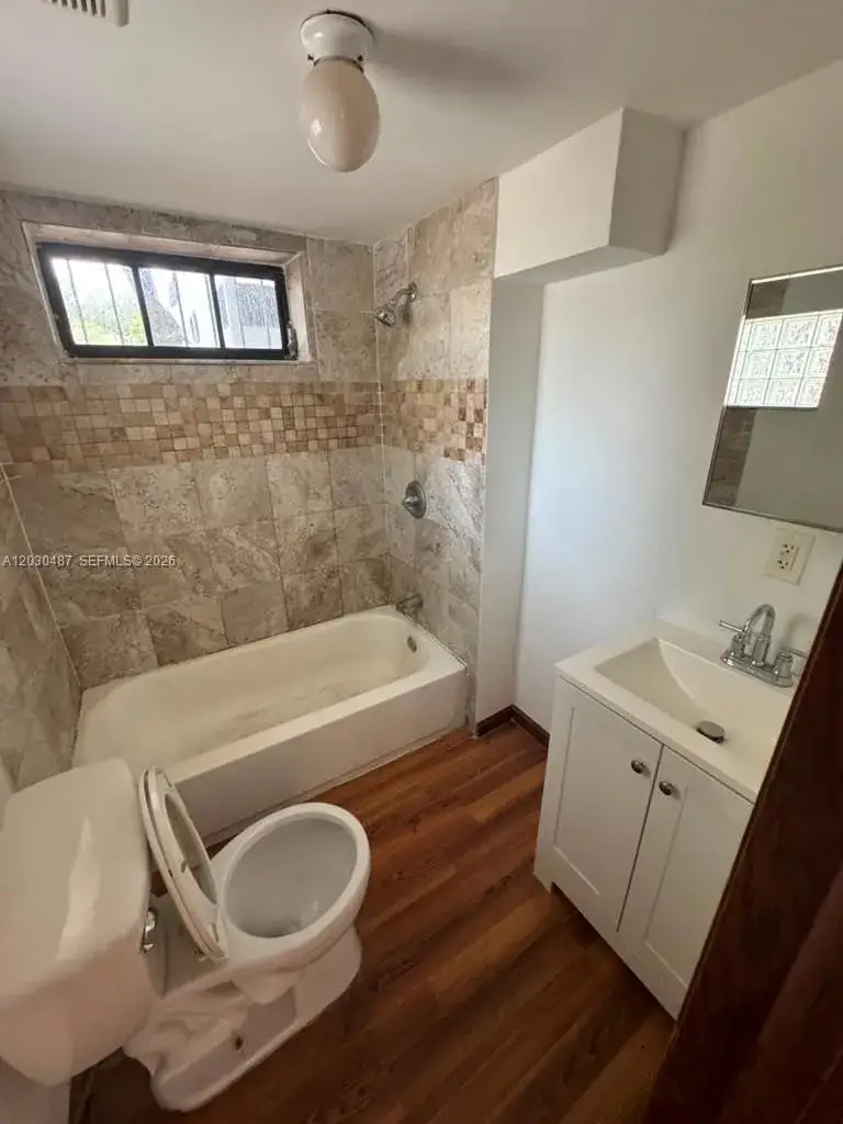 1 bedroom 1 bath Residential Lease for rent at 2107 Secoffee St # 3, Miami FL 33133