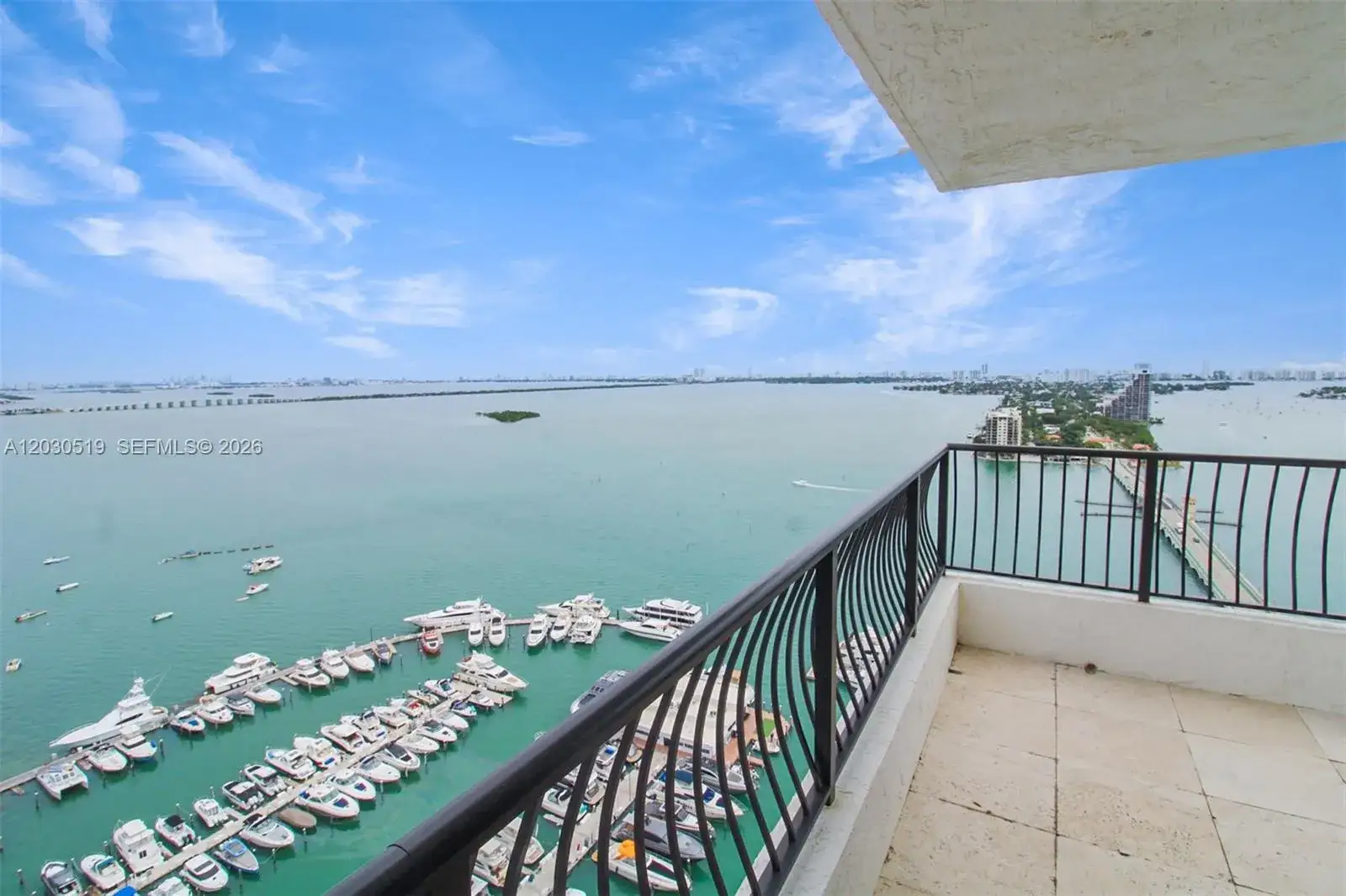 2 bedroom 2 bath Residential Lease for rent at 555 NE 15th St # 31C, Miami FL 33132