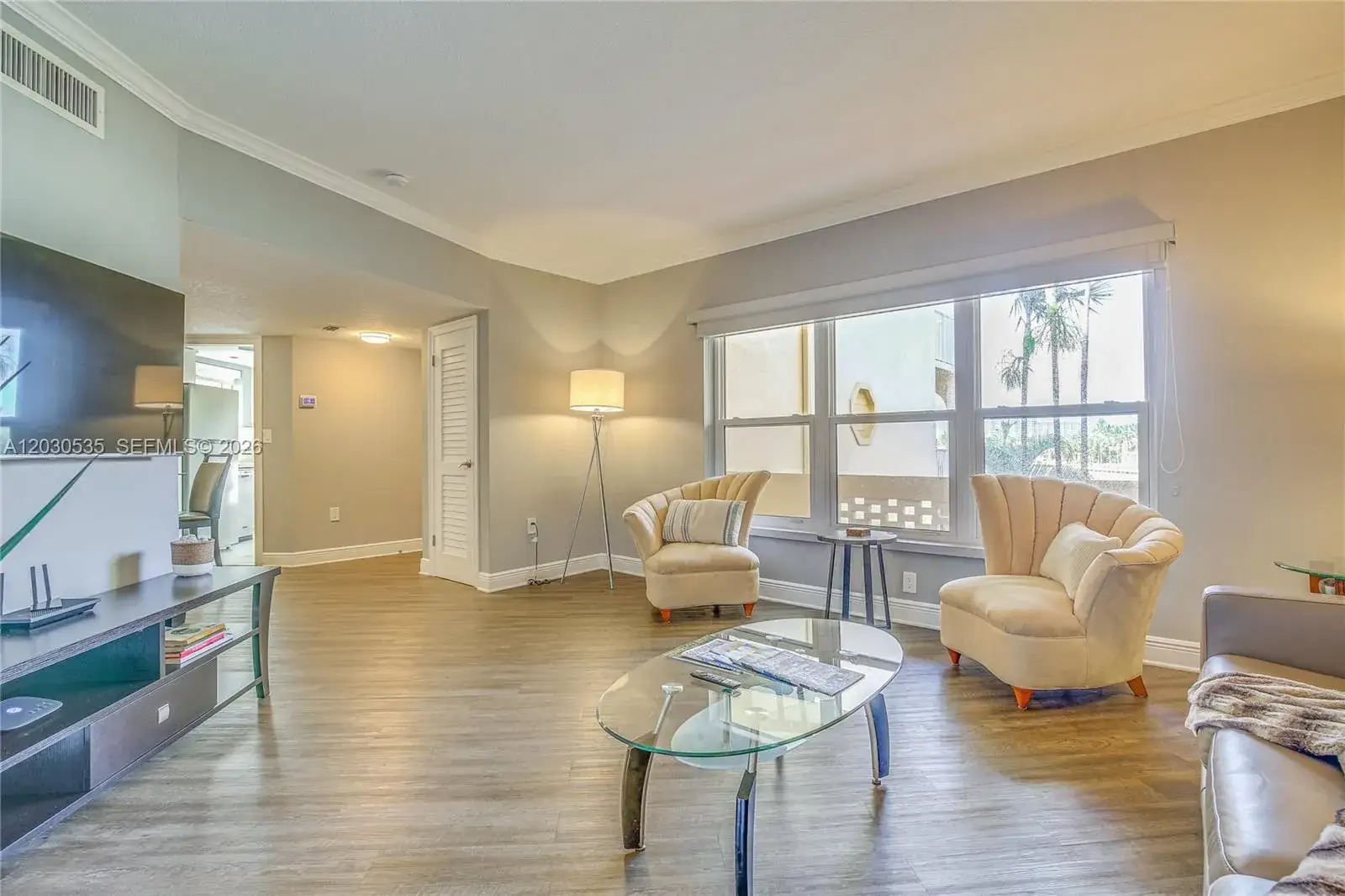 1 bedroom 1 bath Residential for sale at 341 N Birch Rd # 315, Fort Lauderdale FL 33304