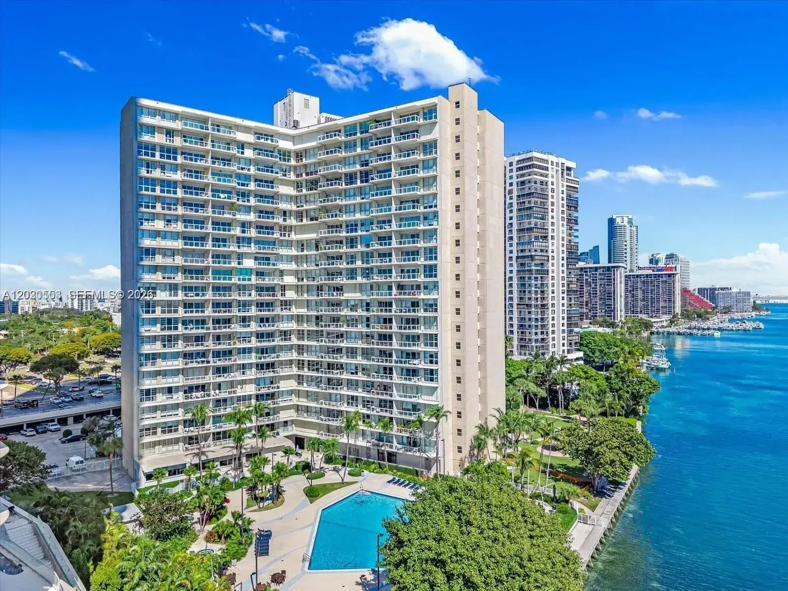 2 bedroom 2 bath Residential Lease for rent at 2451 Brickell Ave # 5G, Miami FL 33129