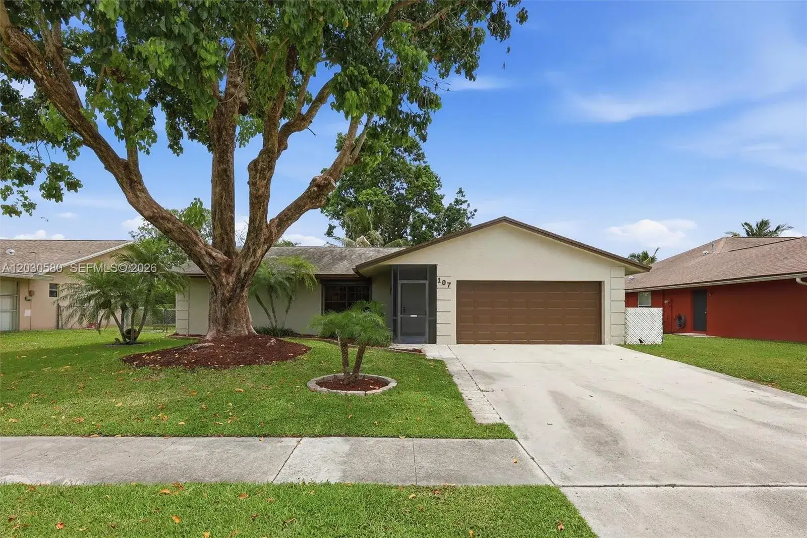 3 bedroom 2 bath Residential for sale at 107 Starling Ave, Royal Palm Beach FL 33411