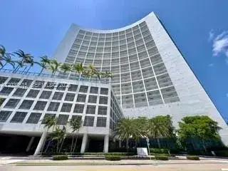 2 bedroom 2 bath Residential Lease for rent at 601 NE 36th St # 3110, Miami FL 33137