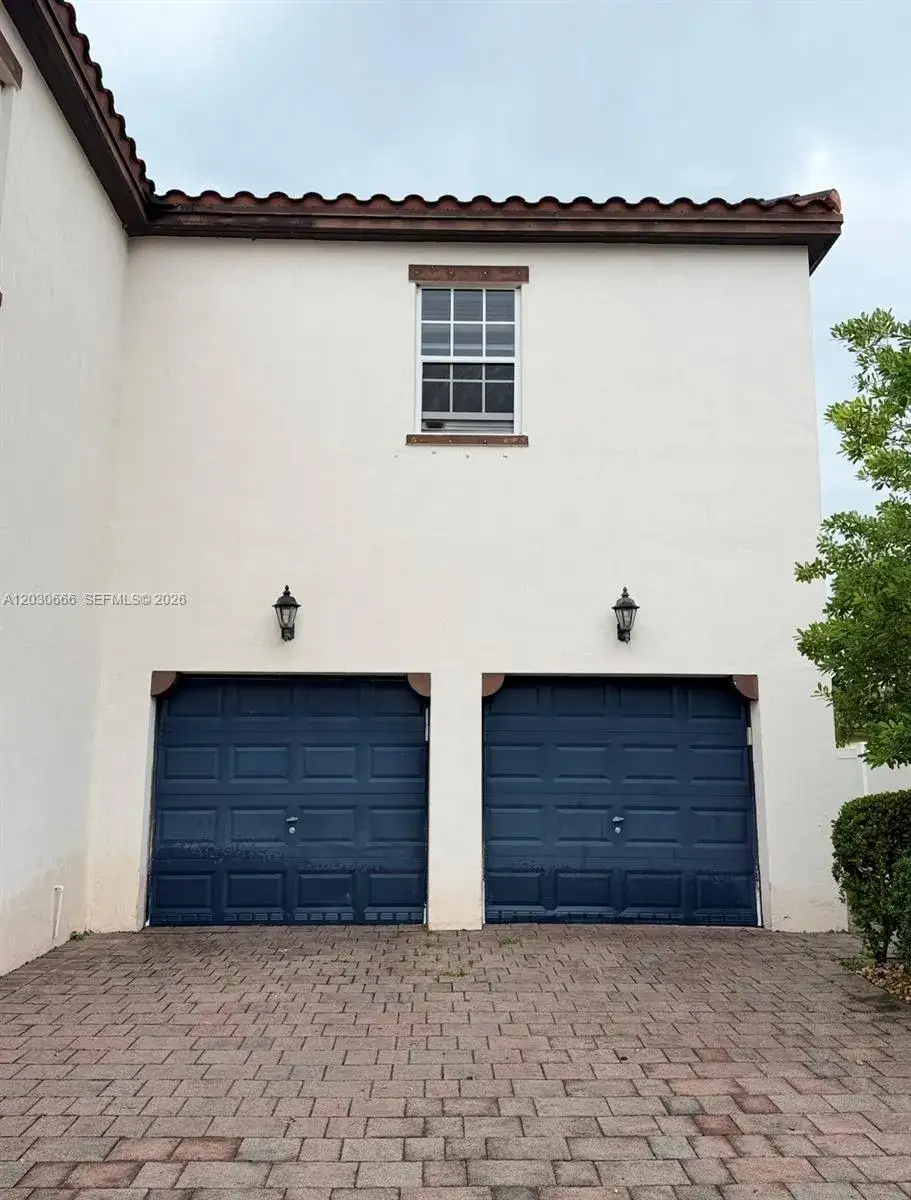 1 bedroom 1 bath Residential Lease for rent at 9273 SW 172nd Ave # 9273, Miami FL 33196