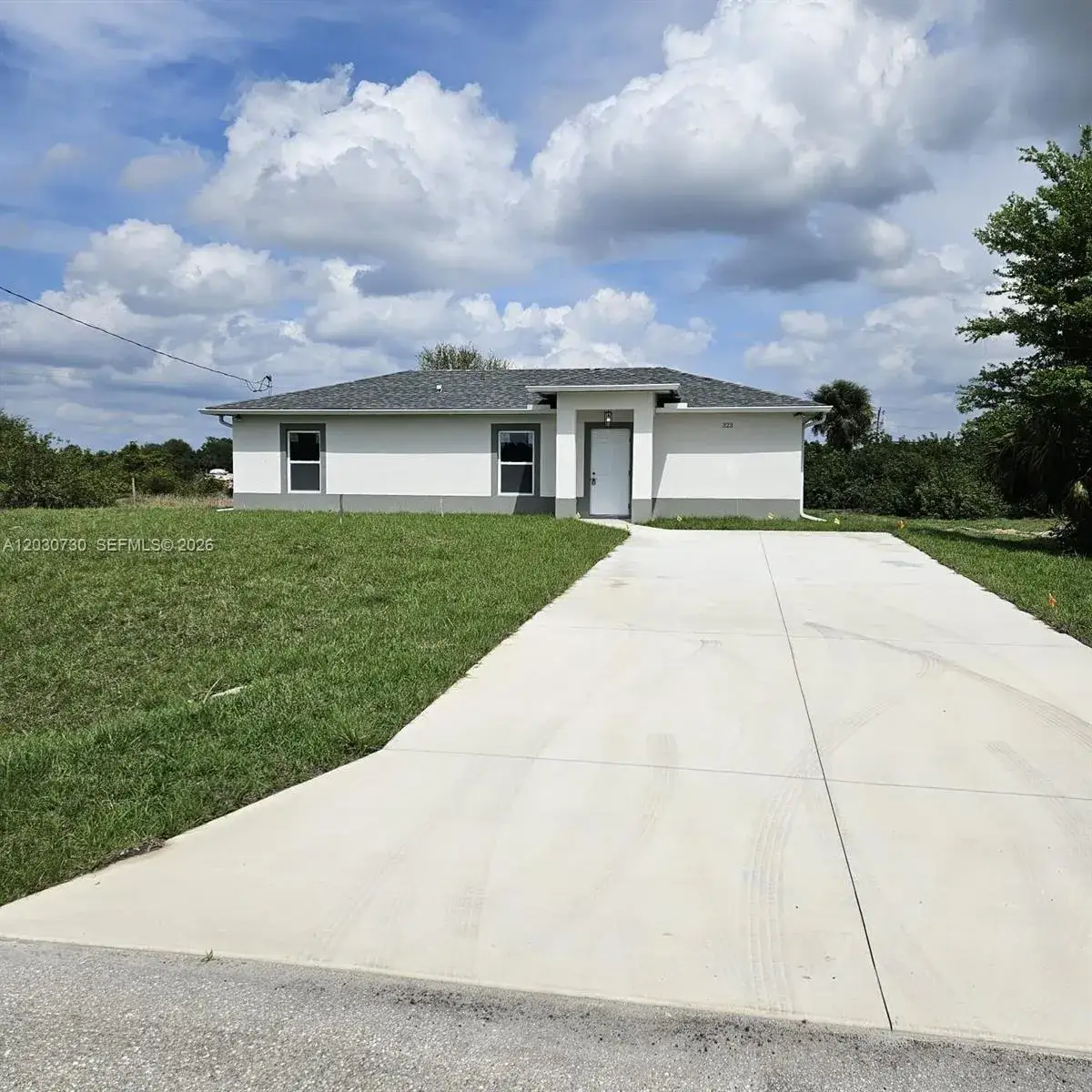 3 bedroom 2 bath Residential for sale at 1901 W 11th Street, Lehigh Acres FL 33972