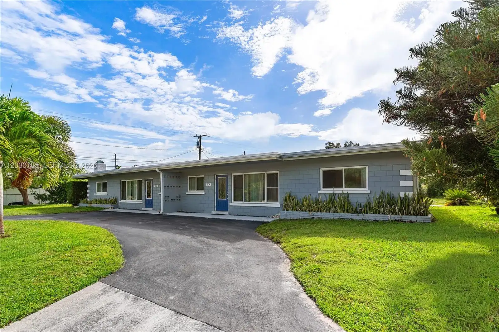 Residential Income for sale at 204 NW 1st St, Boynton Beach FL 33435