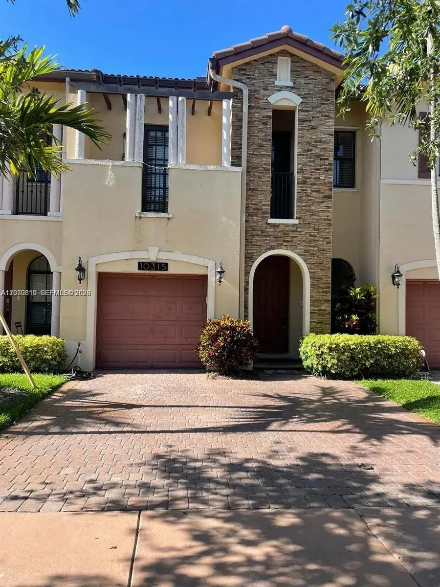 3 bedroom 2 bath Residential Lease for rent at 10315 NW 30th Ter # 10315, Doral FL 33172