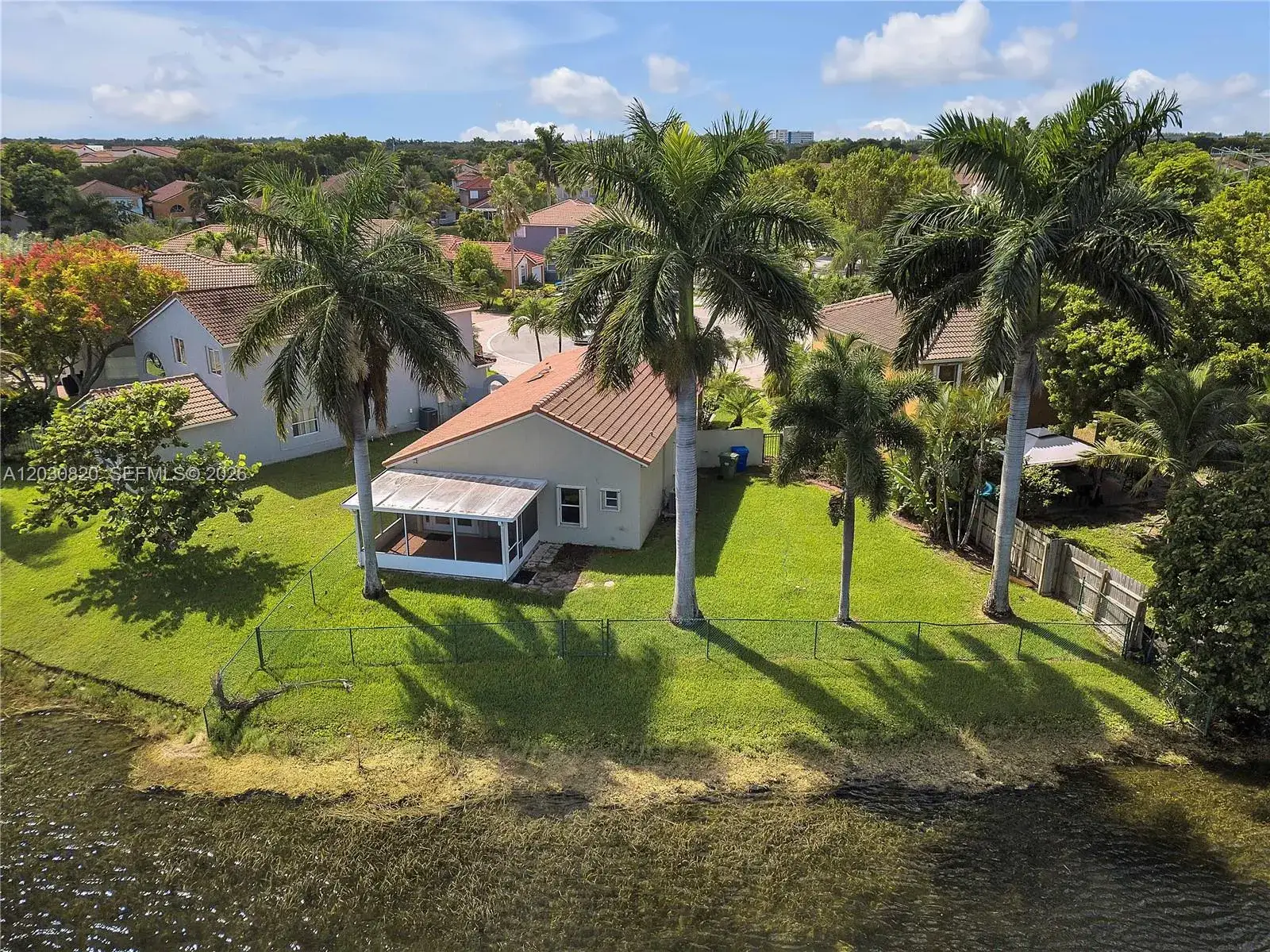 3 bedroom 2 bath Residential for sale at 10627 NW 7th St, Pembroke Pines FL 33026