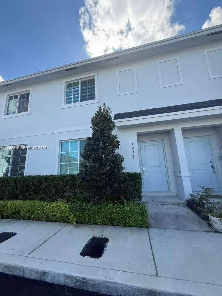 3 bedroom 3 bath Residential for sale at 1037 NW 5th St # 1037, Florida City FL 33034