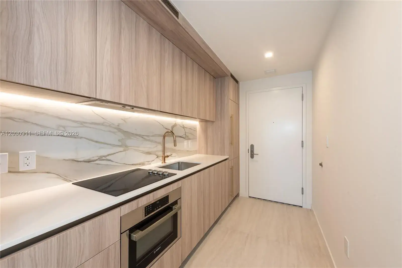 1 bath Residential Lease for rent at 77 SE 5th Street # 1804, Miami FL 33131