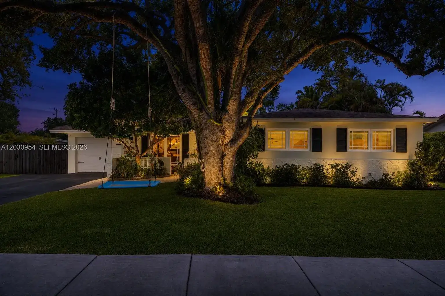 3 bedroom 2 bath Residential for sale at 10421 SW 107th St, Miami FL 33176