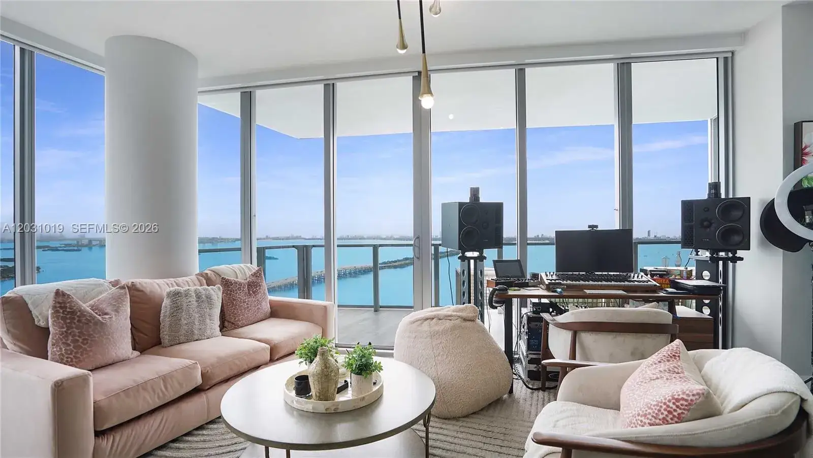3 bedroom 4 bath Residential Lease for rent at 2900 NE 7th Ave # 4102, Miami FL 33137